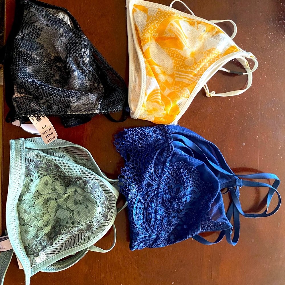 💕Victoria's secret bralette lot of 4 size small. All new💕